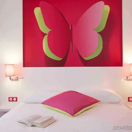 Ibis Styles Bordeaux Saint Medard Hotel Exterior photo